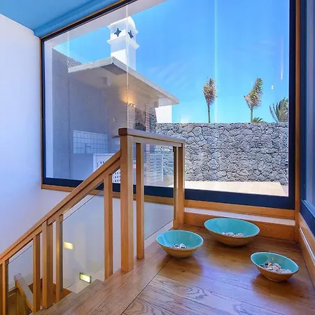 Beautiful In With Pool Semesterbostad